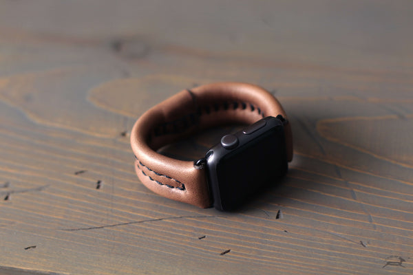 Leather Apple Watch straps SHOCKBAND OCHRE handcrafted BOG Dark Olive