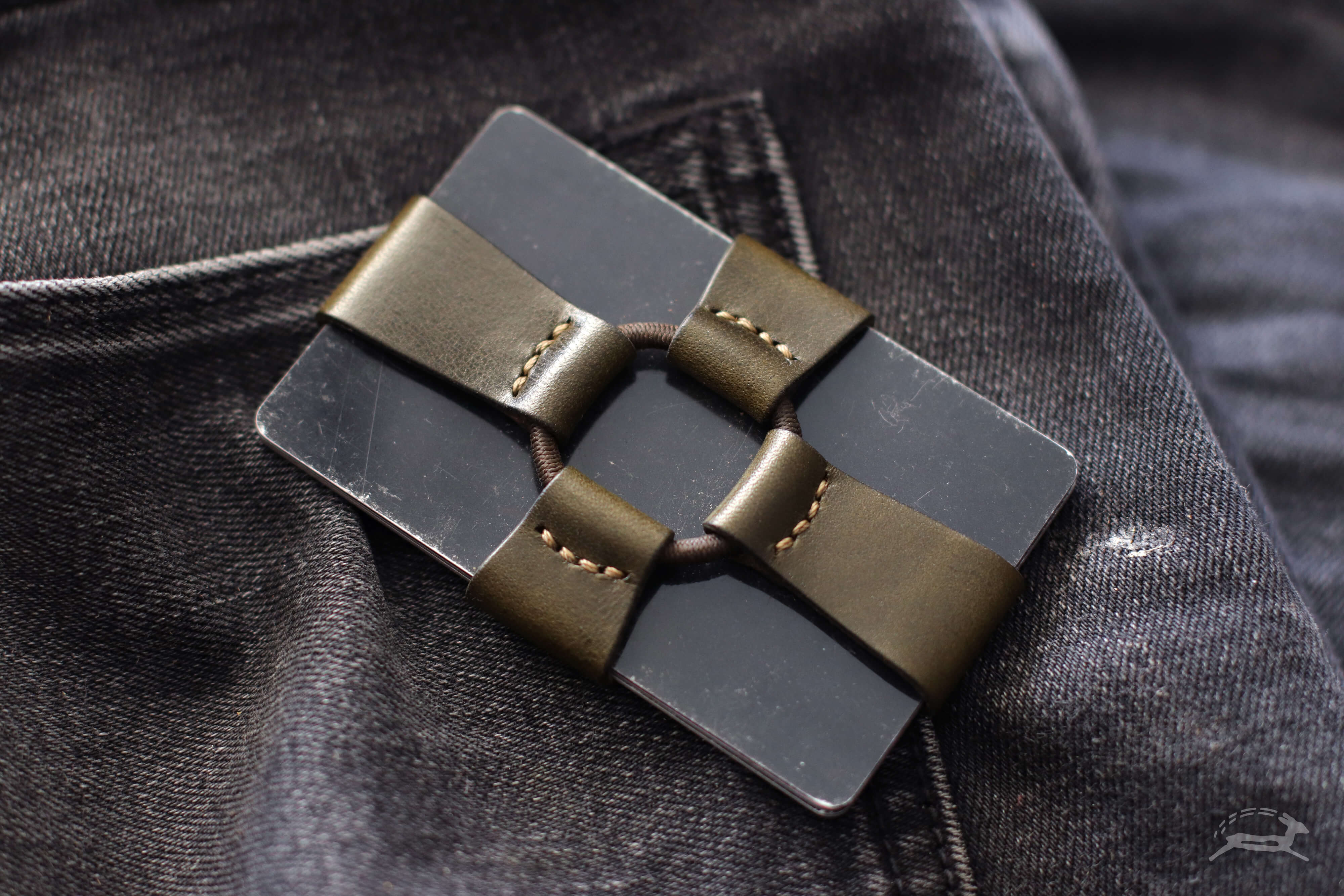 Green Leather Card Holder with tan stitching - OCHRE handcrafted
