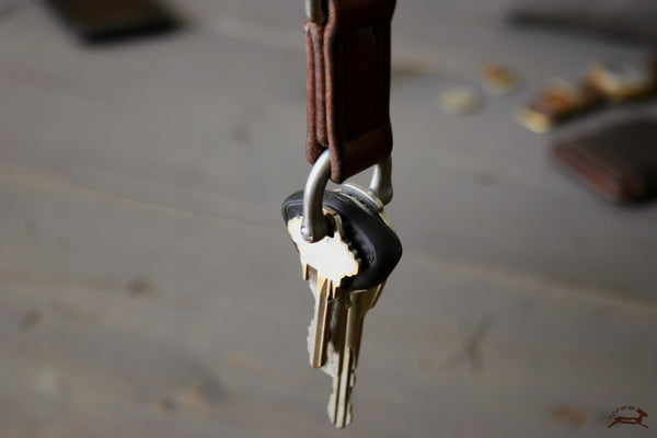Leather Key Shackle - OCHRE handcrafted